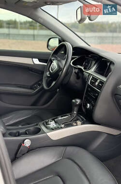 Седан Audi A4 2013 в 