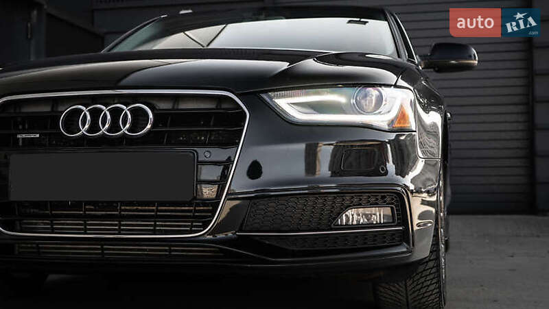 Седан Audi A4 2015 в Киеве