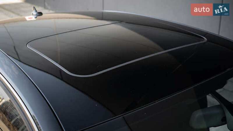 Седан Audi A4 2015 в Киеве