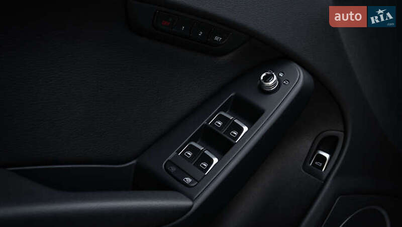 Седан Audi A4 2015 в Киеве