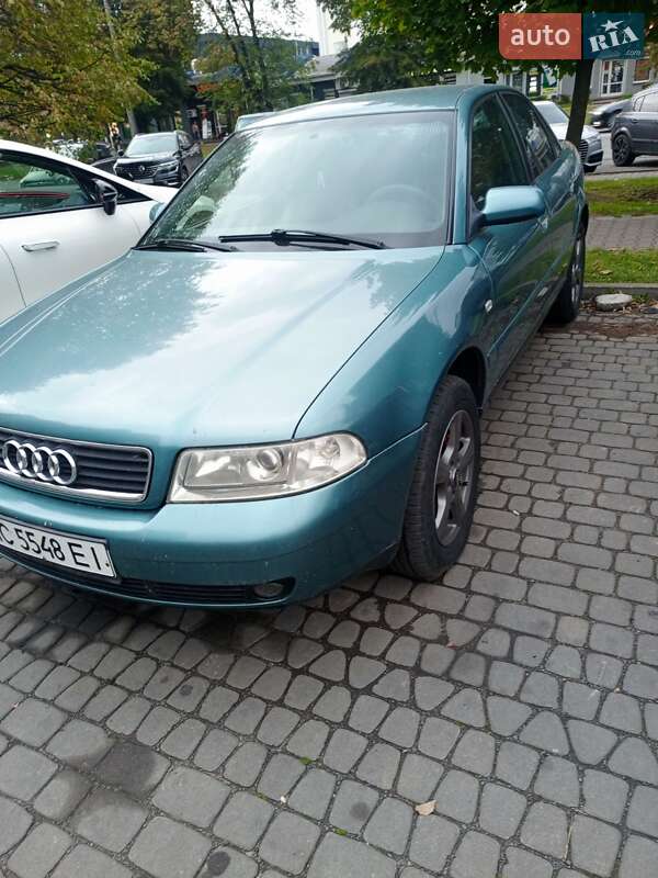 Седан Audi A4 1999 в Луцке
