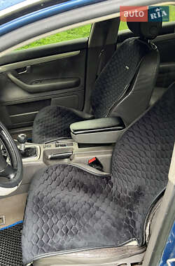 Седан Audi A4 2000 в 