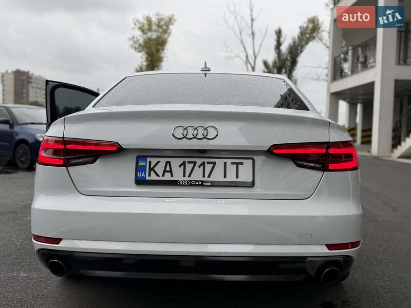 Седан Audi A4 2017 в Киеве