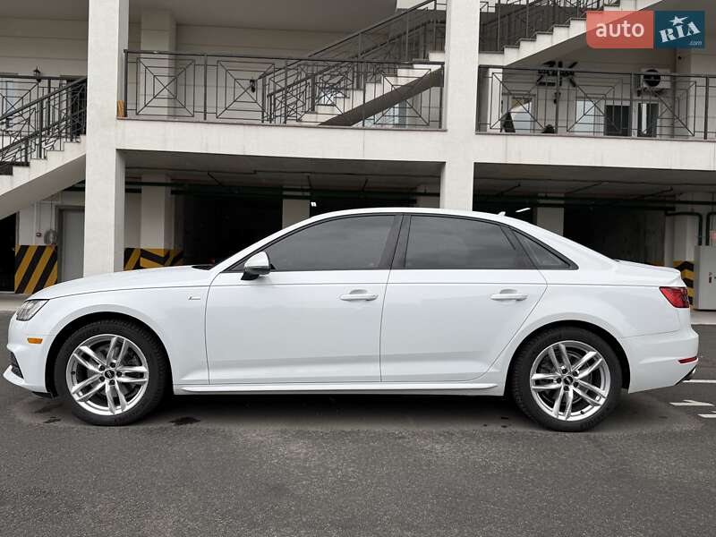 Седан Audi A4 2017 в Киеве
