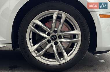 Седан Audi A4 2017 в 