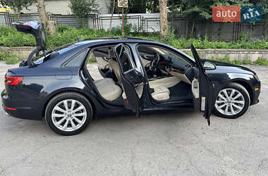 Седан Audi A4 2016 в 