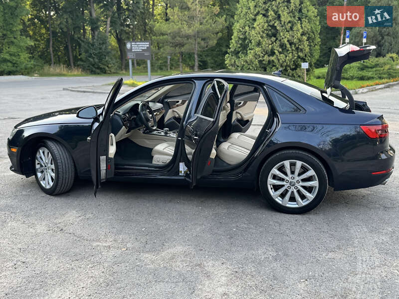 Седан Audi A4 2016 в 
