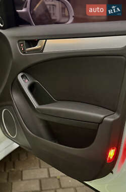 Седан Audi A4 2012 в 