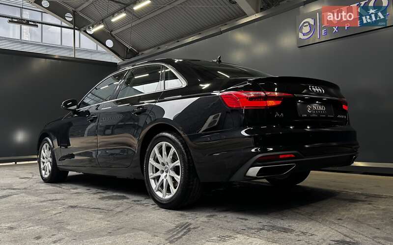 Седан Audi A4 2020 в Киеве