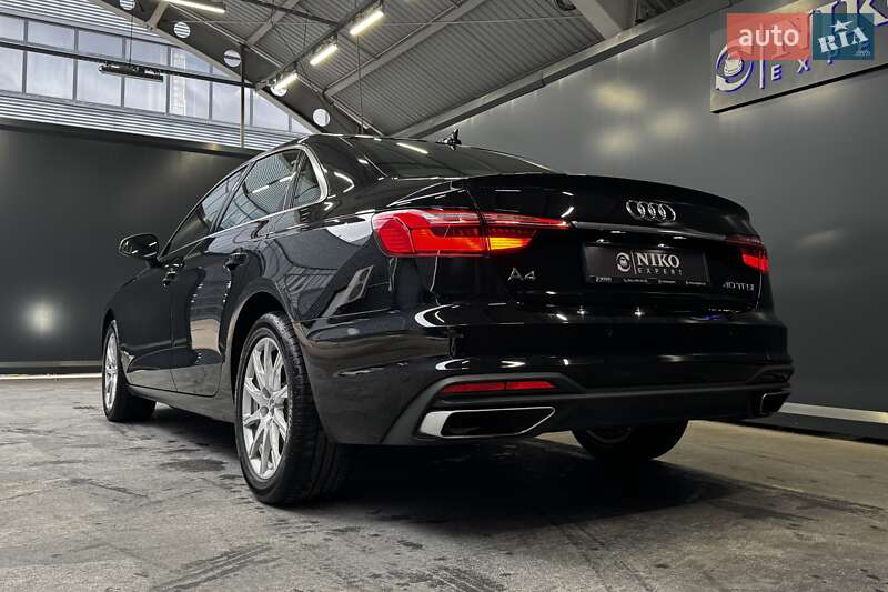 Седан Audi A4 2020 в Киеве