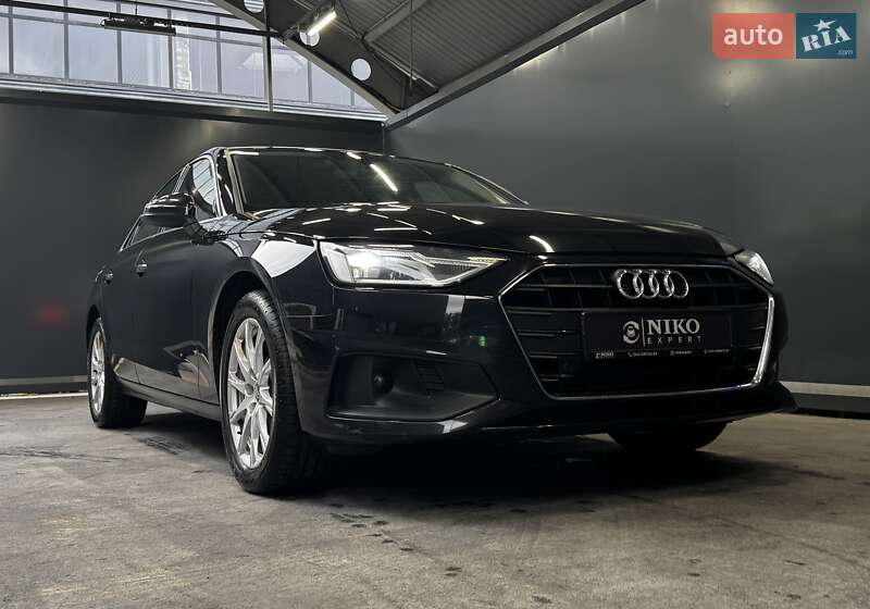 Седан Audi A4 2020 в Киеве