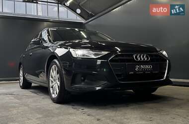 Седан Audi A4 2020 в 