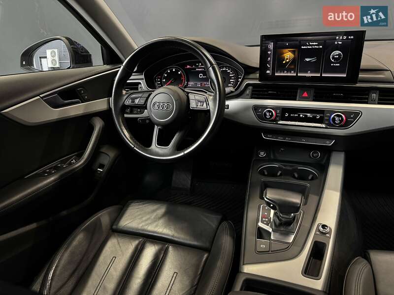 Седан Audi A4 2020 в Киеве