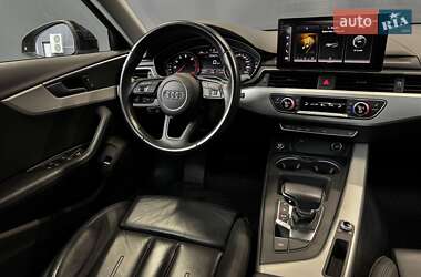 Седан Audi A4 2020 в 