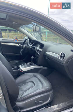 Седан Audi A4 2011 в Ровно