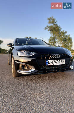 Седан Audi A4 2020 в Ромнах