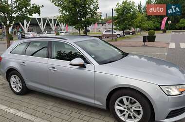 Универсал Audi A4 2016 в 