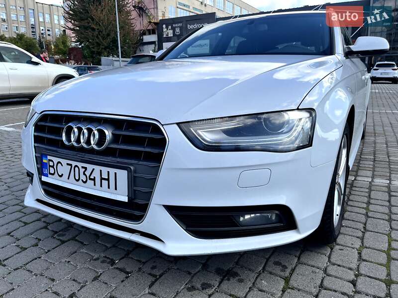 Универсал Audi A4 2013 в 