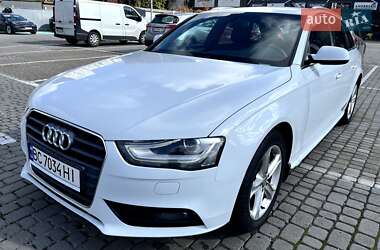 Универсал Audi A4 2013 в 