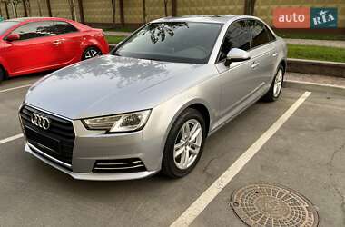 Седан Audi A4 2016 в 