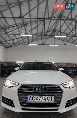 Седан Audi A4 2017 в 