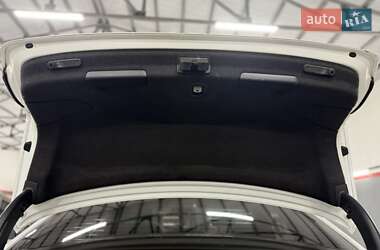 Седан Audi A4 2017 в 