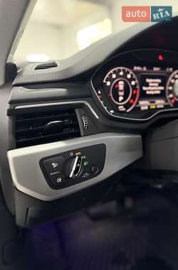 Седан Audi A4 2017 в 