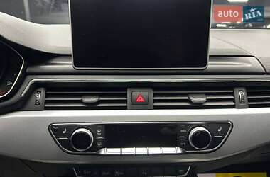 Седан Audi A4 2015 в 