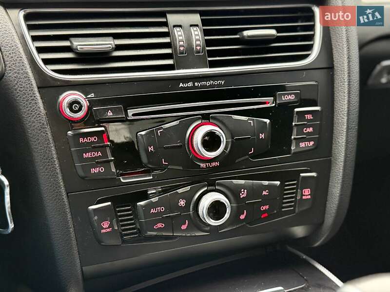 Седан Audi A4 2012 в Киеве