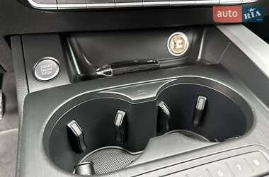Универсал Audi A4 2016 в 
