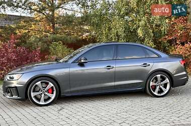 Седан Audi A4 2024 в Львове