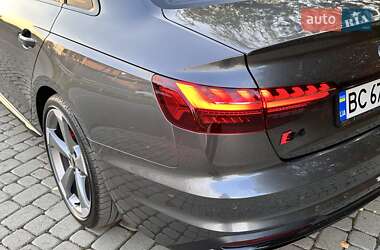 Седан Audi A4 2024 в Львове