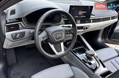 Седан Audi A4 2024 в Львове