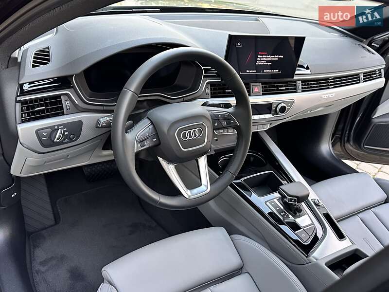 Седан Audi A4 2024 в Львове
