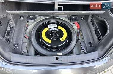 Седан Audi A4 2024 в Львове