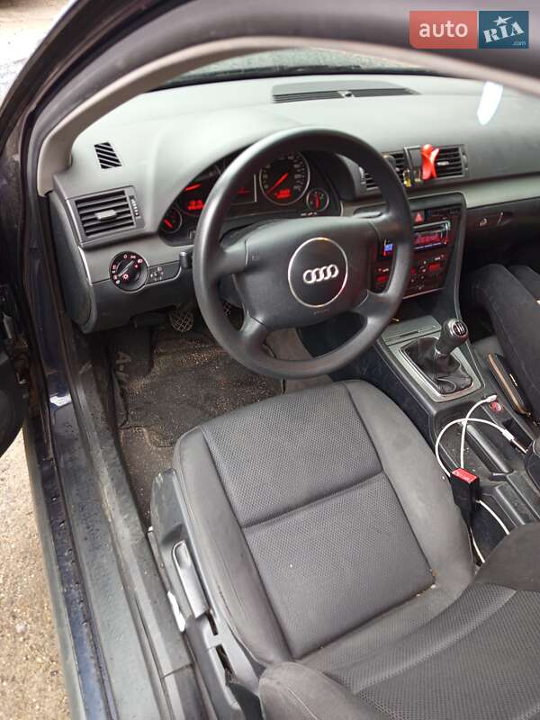 Седан Audi A4 2000 в Ивано-Франковске