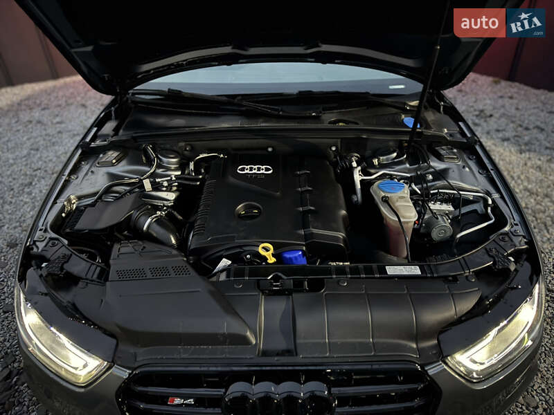 Седан Audi A4 2014 в Луцке