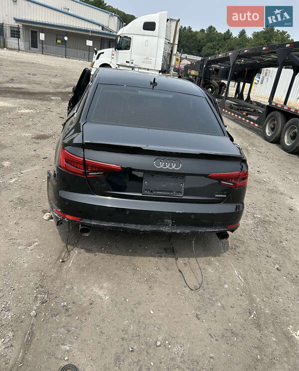Седан Audi A4 2017 в 