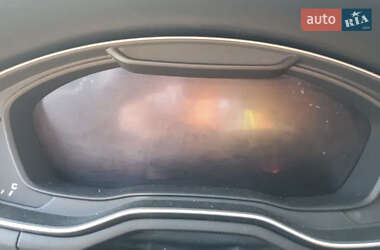 Седан Audi A4 2017 в 