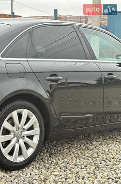 Седан Audi A4 2010 в 