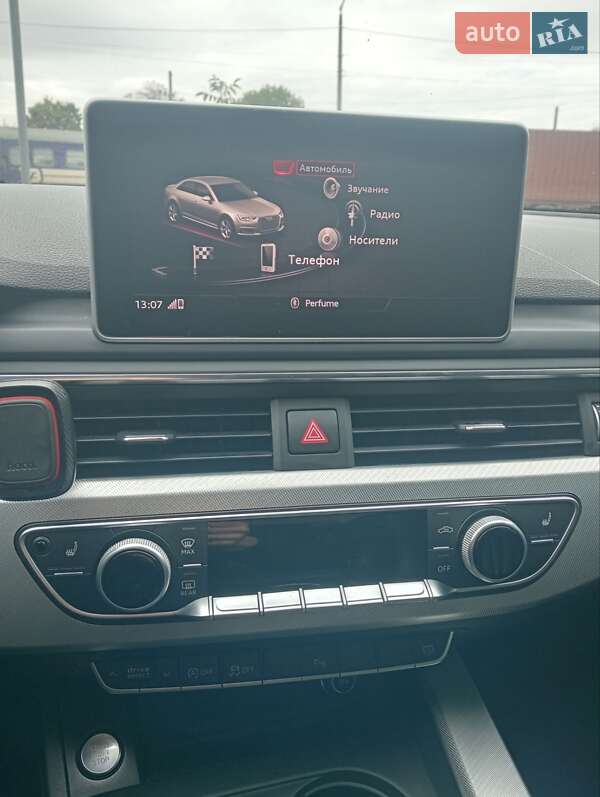 Седан Audi A4 2016 в Ивано-Франковске