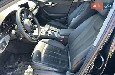 Седан Audi A4 2018 в 