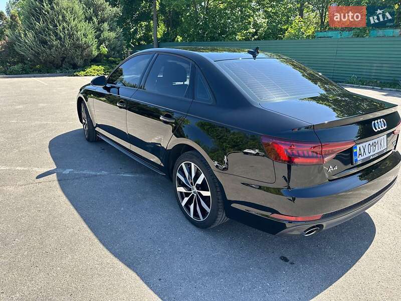 Седан Audi A4 2018 в Харькове