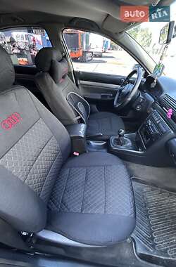 Седан Audi A4 1998 в Бабинцам