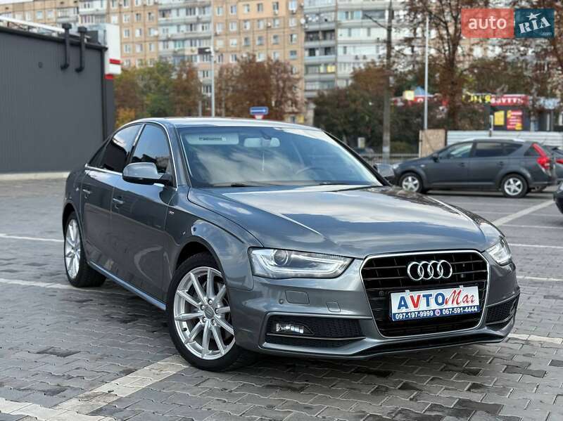 Седан Audi A4 2014 в 