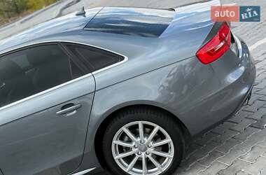 Седан Audi A4 2014 в 