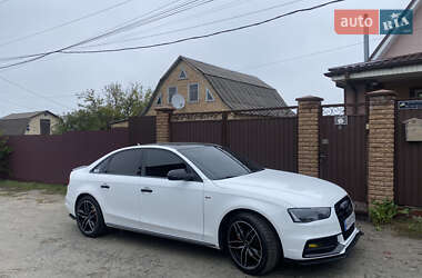 Седан Audi A4 2015 в Киеве
