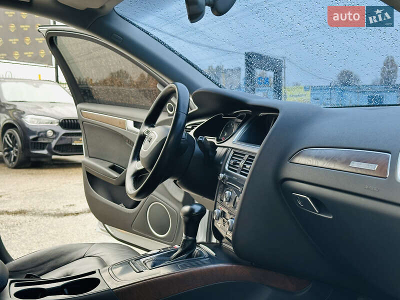 Седан Audi A4 2013 в Харькове