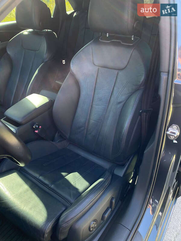 Седан Audi A4 2016 в Киеве