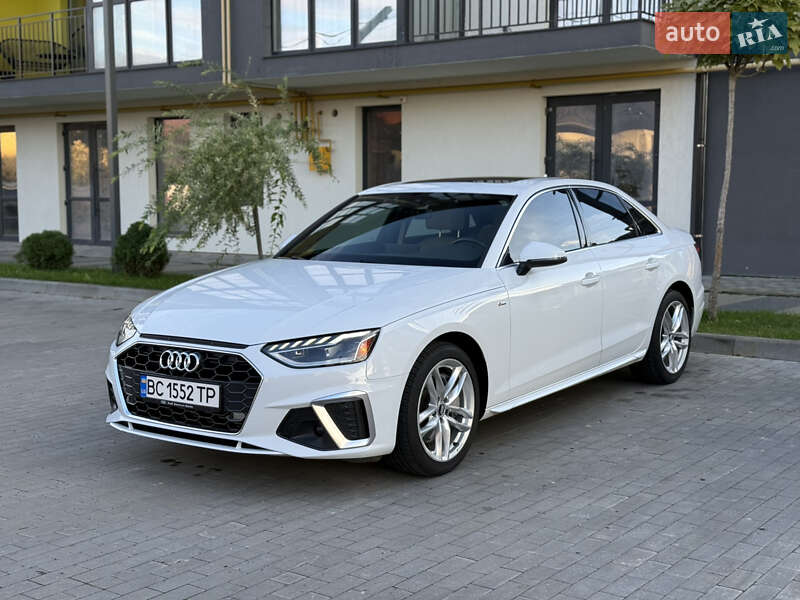 Седан Audi A4 2020 в 